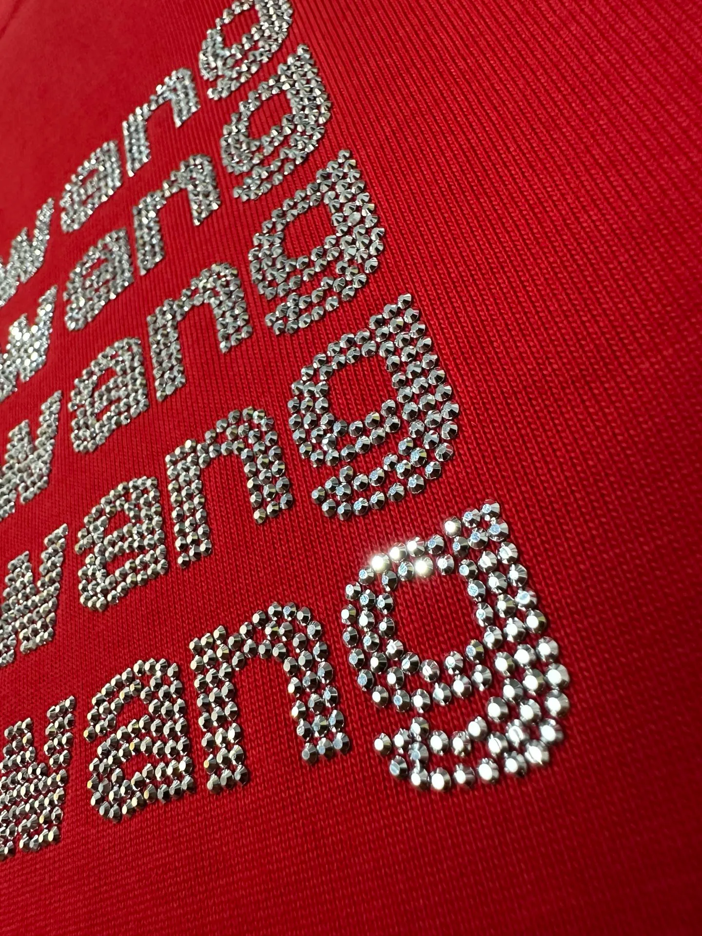 ￼ 145- New Arrival g Alexander wang 2026fw T ( ） : 2*2 g Color Change Same Style Color: Black White Red Size: XS S M L XL